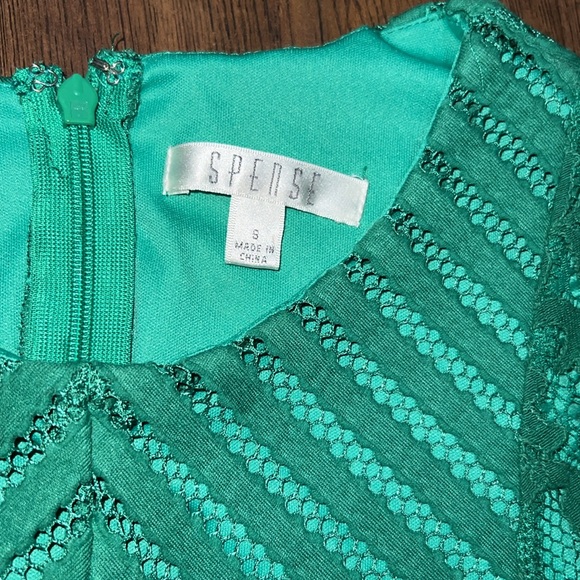 Size Small Green Knee Length Lace Dress - Picture 5 of 5